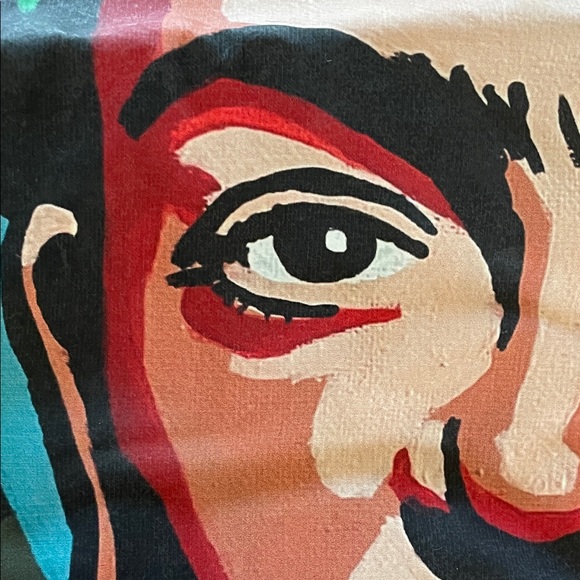 🌟 **Rare Frida Kahlo Print T-Shirt by Zero the Painter** 🌟 - Picture 5 of 8